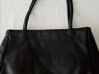 Damen handtasche keine marke , 14 €, Kleidung & Schmuck-Taschen & Koffer in 5600 Sankt Johann im Pongau