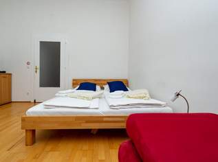 2,5-Zimmer-Altbauwohnung in zentraler Lage