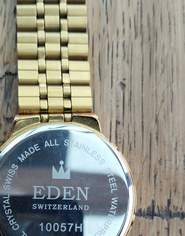 Schweizer Armbanduhr