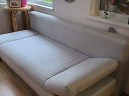 Bett ausziehbar neuwertig, 440 €, Haus, Bau, Garten-Möbel & Sanitär in 1160 Ottakring