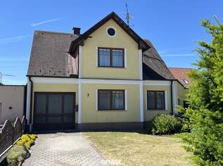 Liebevoll gepflegtes Wohnhaus mit großzügigem Grundstück in ruhiger Lage, 245000 €, Immobilien-Häuser in 2183 Neusiedl an der Zaya Liebevoll gepflegtes Wohnhaus mit großzügigem Grundstück in ruhiger Lage, 245000 €, Immobilien-Häuser in 2183 Neusiedl an der Zaya