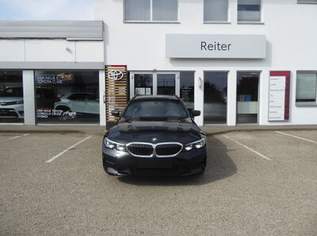 318d Touring Aut. *LED*NAVI*LEDER*, 20990 €, Auto & Fahrrad-Autos in 4600 Wels