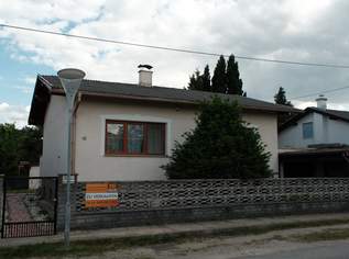 gepflegtes Einfamilienhaus in ruhiger & zentraler Lage, 375000 €, Immobilien-Häuser in 2231 Strasshof an der Nordbahn