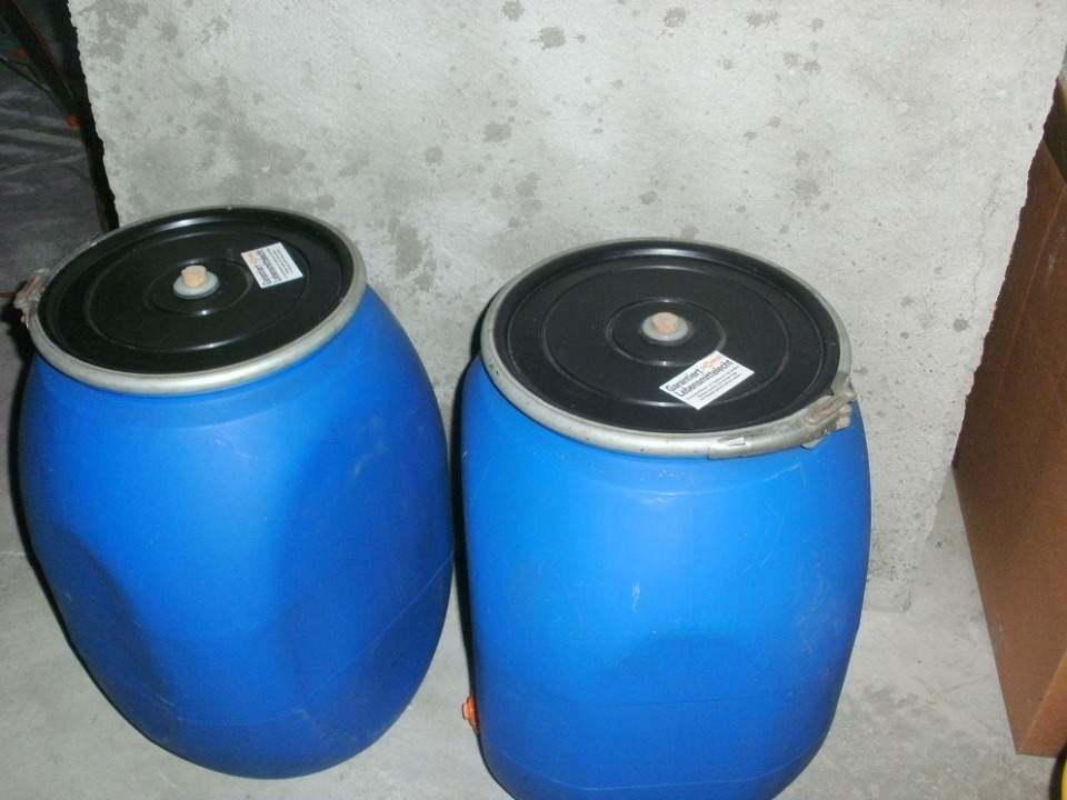 Mostfass- Getränkefass und Maischefass -mit Abfüllhahn, blau 2 Stück zu je 60lt, Mostfass- Getränkefass und Maischefass -mit Abfüllhahn, blau 2 Stück zu je 60lt,