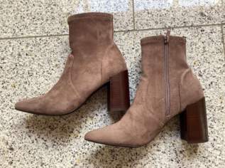 DAMEN STIEFELETTEN, 12 €, Kleidung & Schmuck-Damenkleidung in 2524 Gemeinde Teesdorf