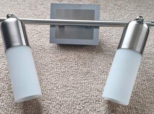 Lampe, 2-flammig, Wand- oder Deckenmontage, 12 €, Haus, Bau, Garten-Geschirr & Deko in 3100 St. Pölten Lampe, 2-flammig, Wand- oder Deckenmontage, 12 €, Haus, Bau, Garten-Geschirr & Deko in 3100 St. Pölten