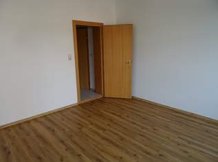 Ruhige 2-Zimmerwohnung, Südwestlage, hofseitig, WG-geeignet Ruhige 2-Zimmerwohnung, Südwestlage, hofseitig, WG-geeignet