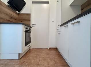 Gemütliche 1-Zimmerwohnung mit getrennter Küche, 574.38 €, Immobilien-Wohnungen in 8010 