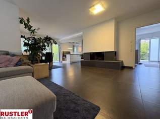 Modernes Einfamilienhaus mit großem Garten in ruhiger Wohnlage, 840000 €, Immobilien-Häuser in 8041 