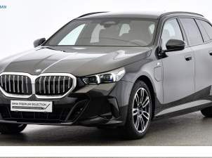 530e xDrive M-Sportpaket, 54920 €, Auto & Fahrrad-Autos in 8350 Fehring 530e xDrive M-Sportpaket, 54920 €, Auto & Fahrrad-Autos in 8350 Fehring