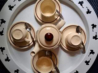 KAFFEE- TEEGESCHIRR !!, 5 €, Haus, Bau, Garten-Geschirr & Deko in 1200 Brigittenau