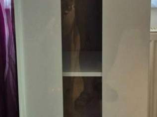 Hochglanzglasvitrine , 50 €, Haus, Bau, Garten-Möbel & Sanitär in 1230 Liesing Hochglanzglasvitrine , 50 €, Haus, Bau, Garten-Möbel & Sanitär in 1230 Liesing