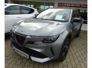 Junior Ibrida 1.2 VGT 48V-Hybrid (100kW) Speciale, 26490 €, Auto & Fahrrad-Autos in 5204 Straßwalchen