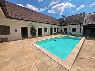 Charmanter Vierkanthof mit großzügiger Wohnfläche, Pool im Atrium und Nebengebäude in idyllischer Lage, 1645000 €, Immobilien-Häuser in 8271 Bad Waltersdorf Charmanter Vierkanthof mit großzügiger Wohnfläche, Pool im Atrium und Nebengebäude in idyllischer Lage, 1645000 €, Immobilien-Häuser in 8271 Bad Waltersdorf
