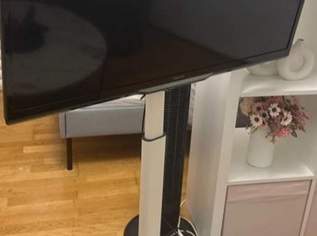 TV Bodenständer , 50 €, Haus, Bau, Garten-Möbel & Sanitär in 1030 Landstraße TV Bodenständer , 50 €, Haus, Bau, Garten-Möbel & Sanitär in 1030 Landstraße