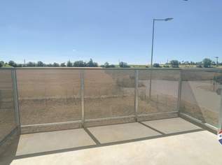 Hübsche, kleine Mietwohnung mit Tiefgaragenplatz, 824 €, Immobilien-Wohnungen in 2130 Mistelbach