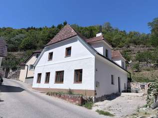 Wachauer Landhaus mit terrassiertem Naturgrundstück, 279000 €, Immobilien-Häuser in 3641 Aggsbach Markt Wachauer Landhaus mit terrassiertem Naturgrundstück, 279000 €, Immobilien-Häuser in 3641 Aggsbach Markt