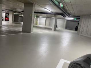 Provisionsfrei. Großer Stellplatz Provisionsfrei. Großer Stellplatz