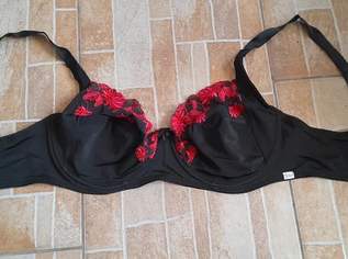 BH in Größe B 95 von Girly