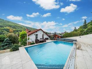 Luxuriöse Villa im Wienerwald – Beheizter Salzwasserpool, Gartenparadies & Premium-Parkmöglichkeiten, 1299000 €, Immobilien-Häuser in 1140 Penzing Luxuriöse Villa im Wienerwald – Beheizter Salzwasserpool, Gartenparadies & Premium-Parkmöglichkeiten, 1299000 €, Immobilien-Häuser in 1140 Penzing