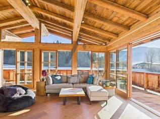 Chalet in idyllischer Sonnen- und Naturlage am Waldrand, 3950000 €, Immobilien-Häuser in 6352 Gemeinde Ellmau