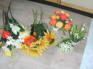 Verschiedene Deko-Blumen , Kunststoff-Blumen Maiglöckchen, Margeritten, Narzissen,, 30 €, Haus, Bau, Garten-Geschirr & Deko in 9761 Amberg