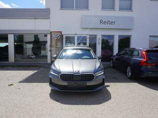 Superb Combi 2.0 TDI DSG *LED*ACC*KAMERA*AHK*, 33490 €, Auto & Fahrrad-Autos in 4600 Wels Superb Combi 2.0 TDI DSG *LED*ACC*KAMERA*AHK*, 33490 €, Auto & Fahrrad-Autos in 4600 Wels