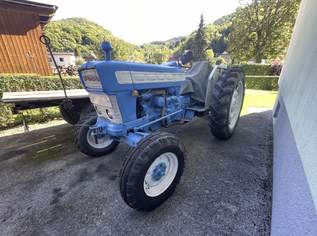 Ford Major 4000-10 Zugmaschine , 6900 €, Auto & Fahrrad-Traktoren & Nutzfahrzeuge in 7434 Stuben
