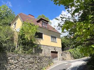 **HARTBERG-Ring - TOPLAGE** Sanierungsbedürftiges Wohnhaus mit Unterkellerung in Grünlage!, 198000 €, Immobilien-Häuser in 8230 Hartberg