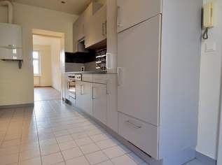Bezugsfertige Wohnung mit tollem Ausblick und Balkon-Option Nähe Matzleinsdorfer Platz, 189000 €, Immobilien-Wohnungen in 1100 Favoriten