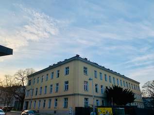 Direkt bei U-Bahn Sonnige und Ruhige Sanierte Wohnung Direkt bei U-Bahn Sonnige und Ruhige Sanierte Wohnung