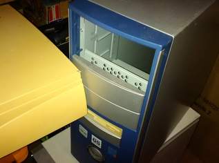 ältere Notebooks und PC Tower tw. mit Inhalt