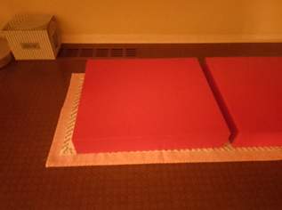 Rotes Ikea Wandregal, 10 €, Haus, Bau, Garten-Möbel & Sanitär in 5211 Lengau