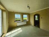 Haus mit 2 getrennten Wohnungen zu vermieten Haus mit 2 getrennten Wohnungen zu vermieten