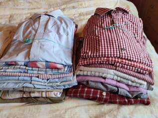 40 verschiedene Herren Hemden Gr. 42 und 43, 50 €, Kleidung & Schmuck-Herrenkleidung in 5570 Mauterndorf
