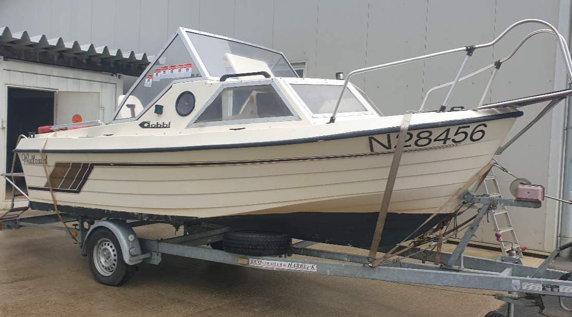 Motorboot Gobbi Pilot 499 samt Harbeck-Hänger zu verkaufen Motorboot Gobbi Pilot 499 samt Harbeck-Hänger zu verkaufen