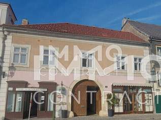 WOHN-UND GESCHÄFTSHAUS AUS DEM 16. JAHRHUNDERT IM HERZEN VON LANGENLOIS 100 m Kellerröhre, Nebengebäude, Innenhof, Geschäftslokale, usw., 750000 €, Immobilien-Häuser in 3550 Gemeinde Langenlois