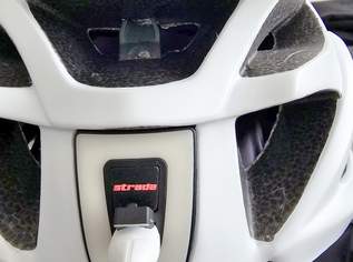 GROSSHANDEL-ANGEBOT: 350x LED Fahrradhelm Integrierte Sicherheitshelme, 3500 €, Marktplatz-Sportgeräte & Zubehör in 5280 Braunau am Inn
