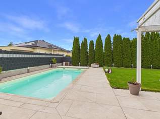Doppelhaushälfte mit beheizbaren Pool, 499000 €, Immobilien-Häuser in 4614 Marchtrenk