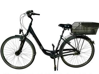 Damen Fahrrad schwarz Triumph , 180 €, Marktplatz-Sportgeräte & Zubehör in 5020 Salzburg