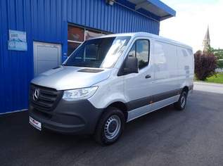 Sprinter 317 CDI RWD Kasten L2H1 / AHK 3500 KG, 32880 €, Auto & Fahrrad-Autos in 4941 Mehrnbach