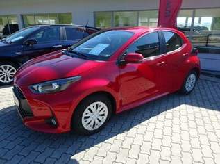 Yaris Active, 15490 €, Auto & Fahrrad-Autos in 5204 Straßwalchen Yaris Active, 15490 €, Auto & Fahrrad-Autos in 5204 Straßwalchen
