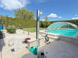 Bungalow mit Swimmingpool, großem Garten & Ausbaupotenzial in 1220 Wien, 639000 €, Immobilien-Häuser in 1220 Donaustadt