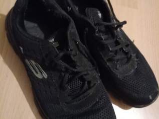 Schuhe Sport Gr. 44, 45 €, Kleidung & Schmuck-Herrenkleidung in 8530 Deutschlandsberg