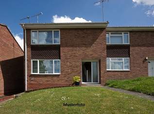 Exklusives Einfamilienhaus in Hanglage mit Schwimmbecken, Galerie und aufwendig gestalteter Gartenan, 940000 €, Immobilien-Gewerbeobjekte in 2384 Breitenfurt