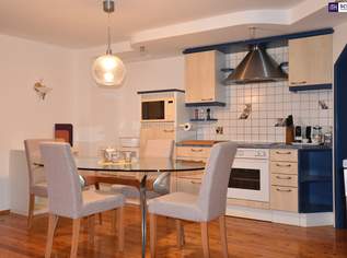 Zentraler geht es nicht - Stilvolle 4-Zimmer-Dachgeschosswohnung im Herzen der Grazer Altstadt!, 295000 €, Immobilien-Wohnungen in 8010 