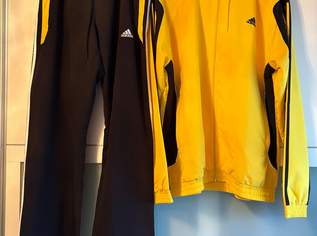 Jogging Anzug Herren , 75 €, Kleidung & Schmuck-Herrenkleidung in 8047 Graz