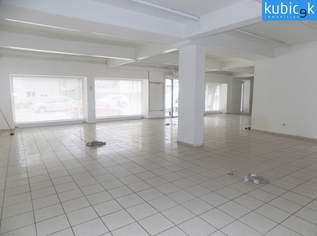 Großer Verkaufs- und Lagerraum im Herzen von Groß-Schweinbarth, 1750 €, Immobilien-Gewerbeobjekte in 2221 Groß-Schweinbarth
