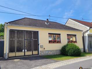 Gepflegter Landhaus-Bungalow mit Innenhof, Nebengebäude u. Stadl, 175000 €, Immobilien-Häuser in 7373 Gemeinde Piringsdorf