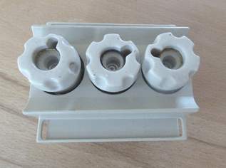 Sicherungssockel 3-polig inkl. Sicherungen, 7 €, Haus, Bau, Garten-Hausbau & Werkzeug in 2560 Berndorf